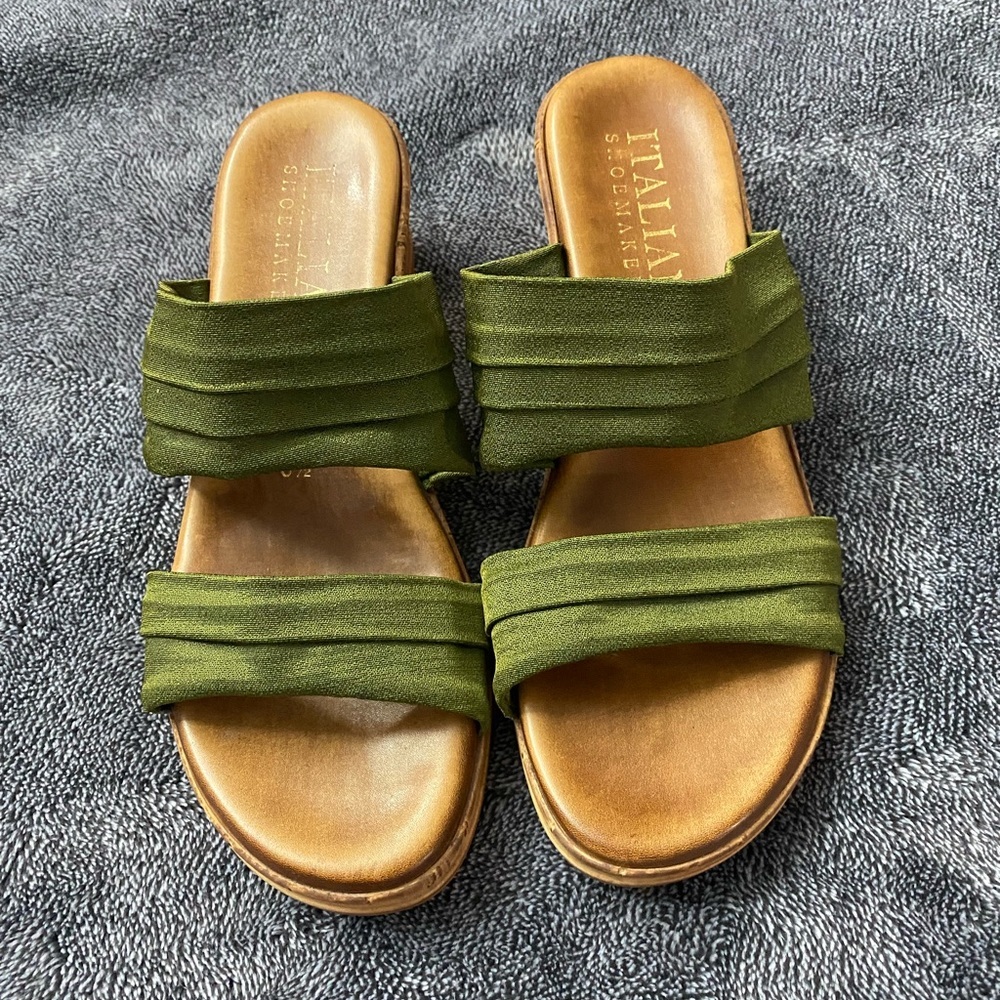 Italian Shoemakers Green Slide Sandals